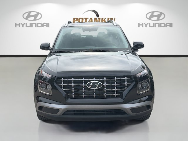 New 2026 Hyundai Venue SEL FWD image 2