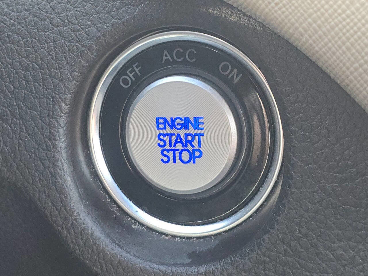 Used 2018 Hyundai Santa Fe Sport image 17