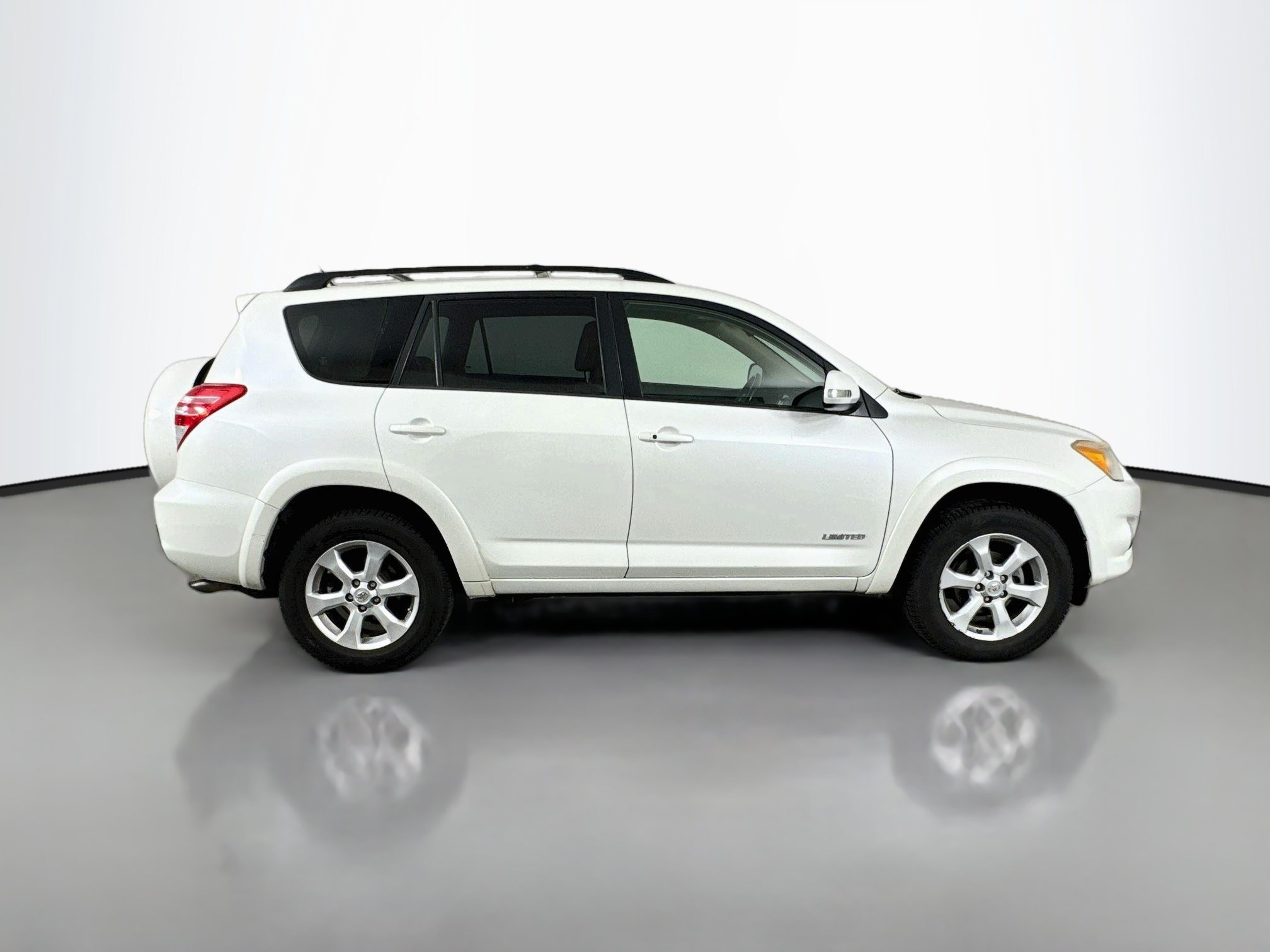 Used 2010 Toyota RAV4 Limited FWD image 8