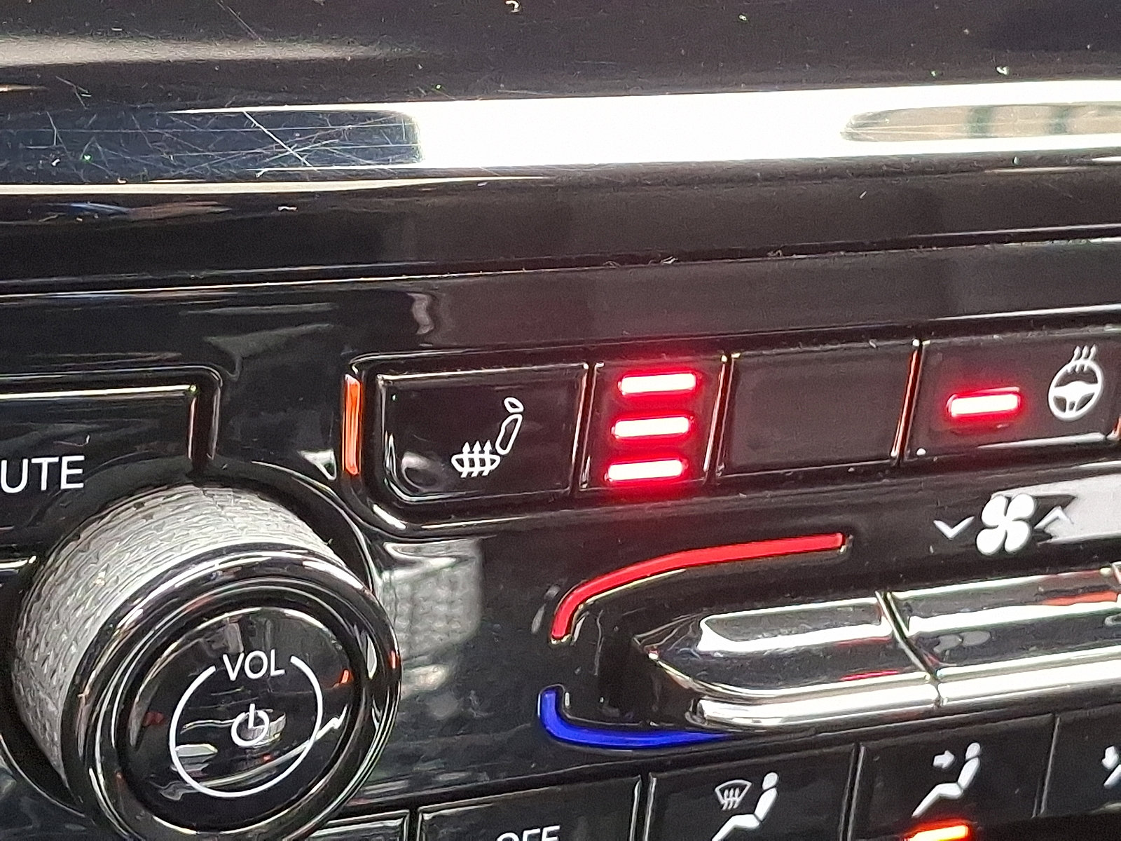 Certified 2021 Jeep Grand Cherokee L Limited w/ Trailer Tow Group (B) image 25