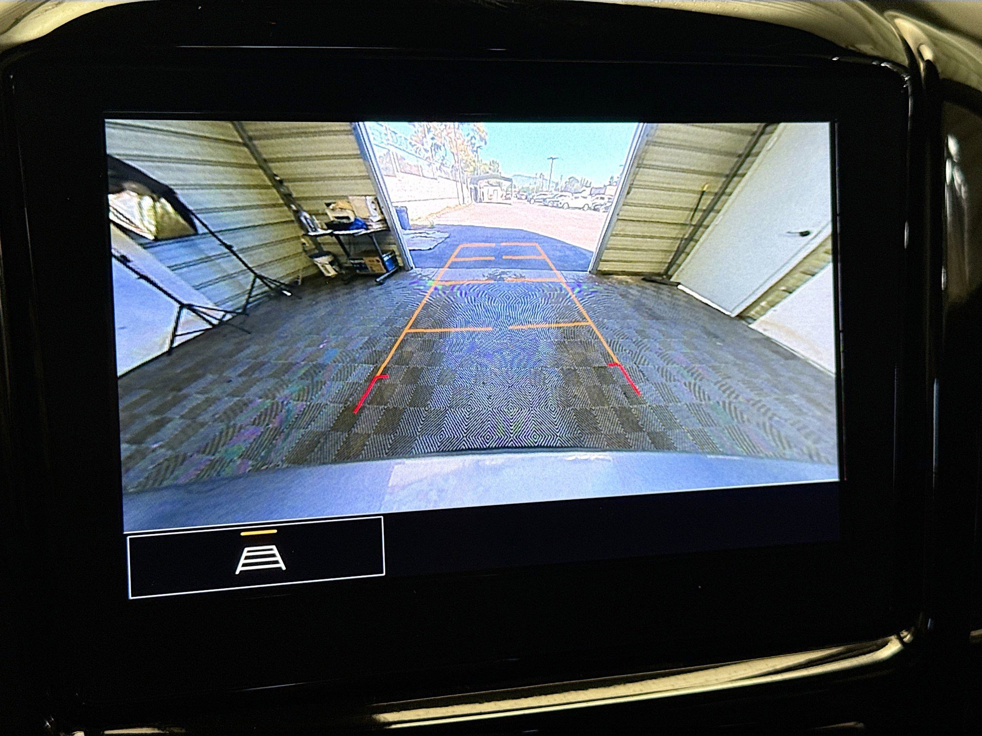 Used 2023 Chevrolet Traverse LT image 9