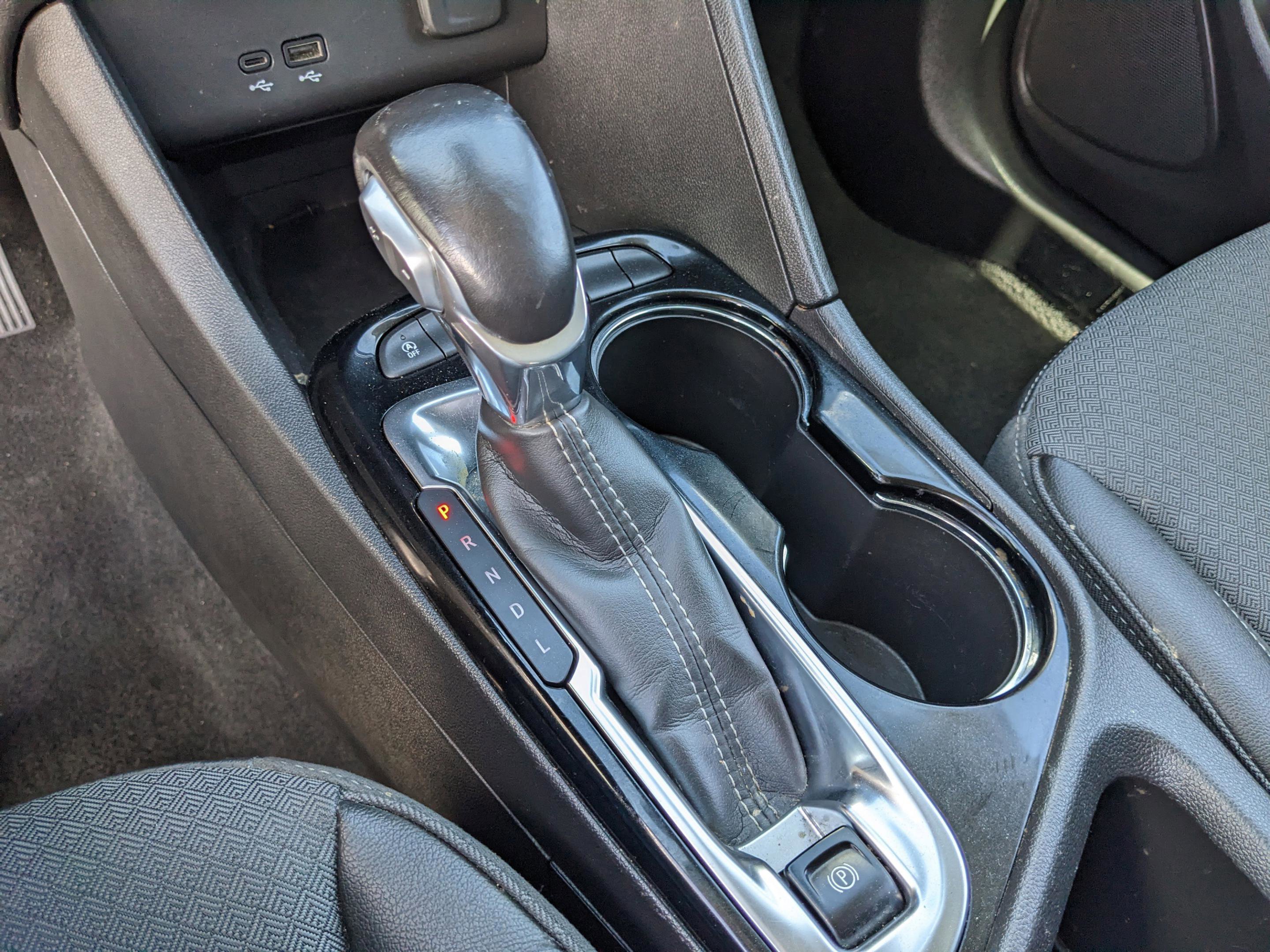 Used 2024 Buick Encore GX Preferred FWD image 30