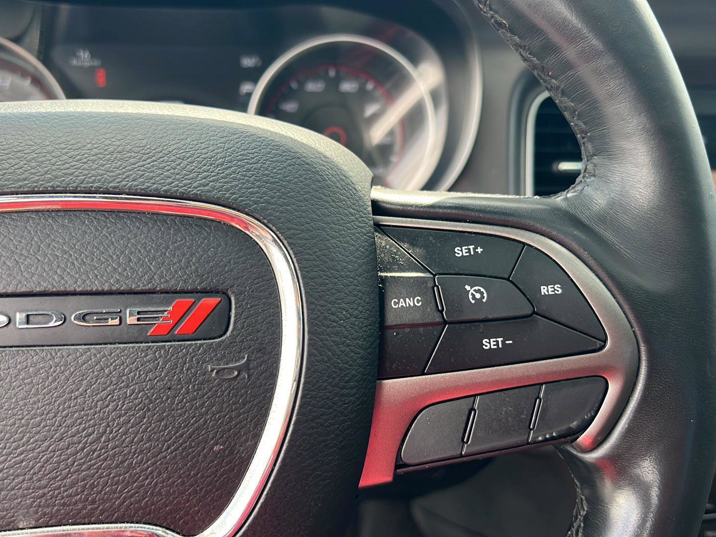 Used 2019 Dodge Charger SXT w/ Leather Interior Group image 23