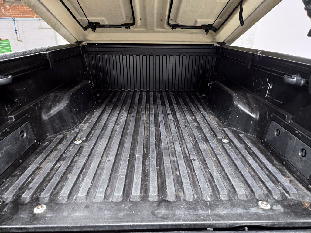 Used 2017 Toyota Tacoma SR RWD image 36