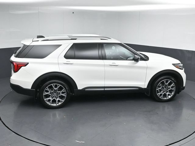 Certified 2025 Ford Explorer Platinum w/ Ultimate Package AWD/4WD image 55