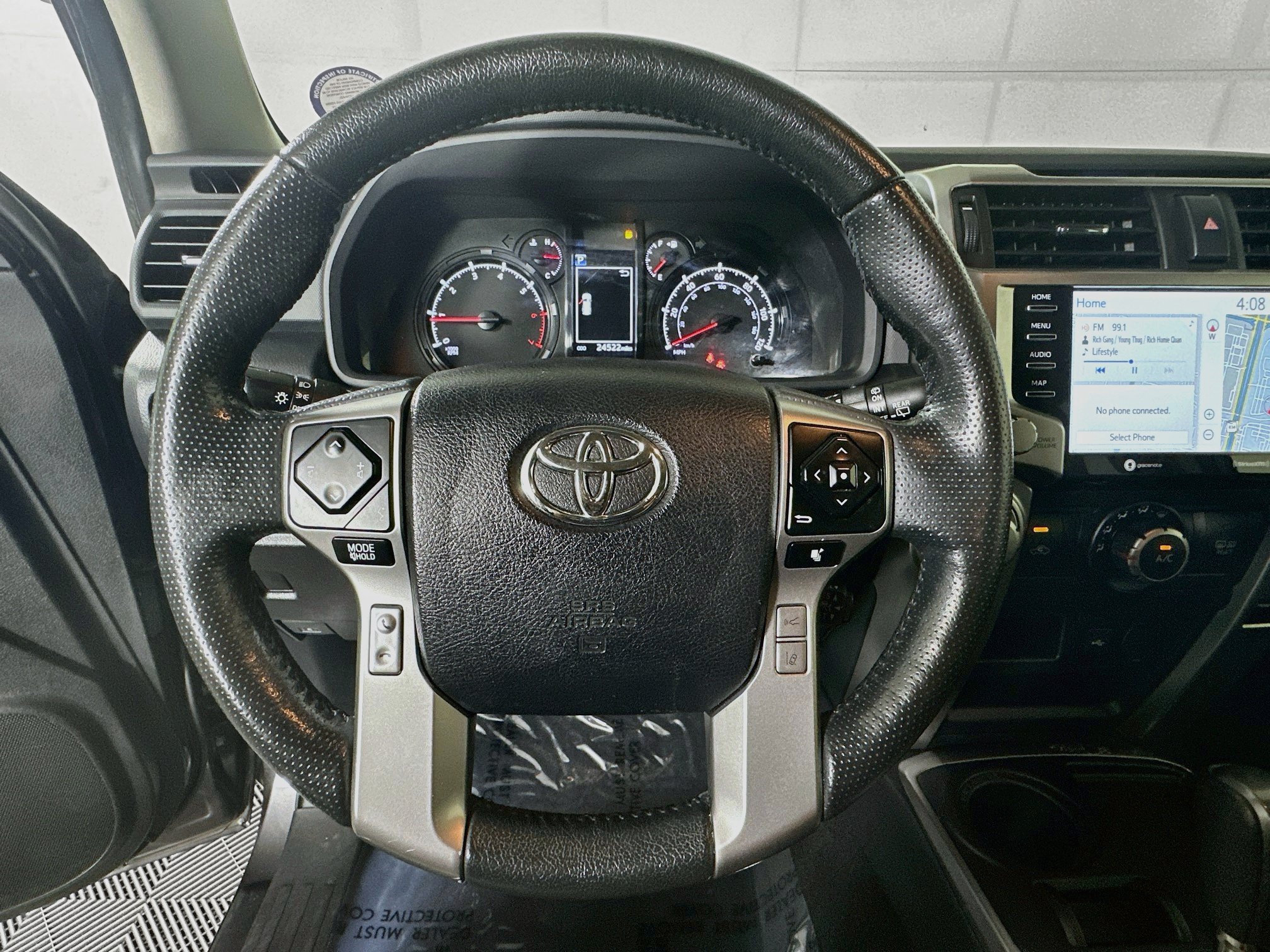 Used 2023 Toyota 4Runner SR5 Premium w/ Moonroof Package RWD image 15