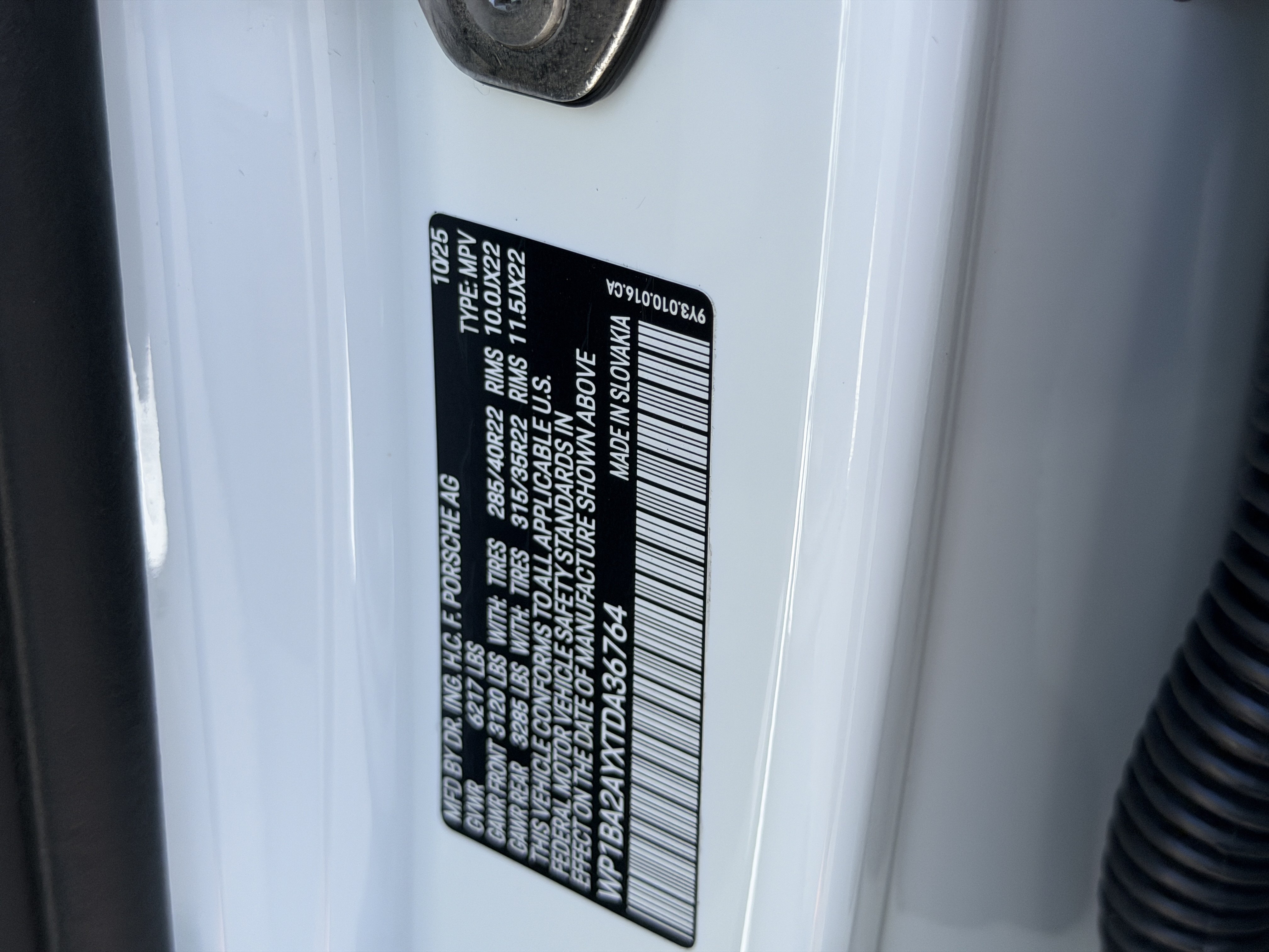 Certified 2026 Porsche Cayenne Coupe image 38