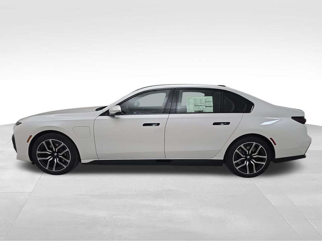 New 2026 BMW 750e xDrive AWD/4WD image 7
