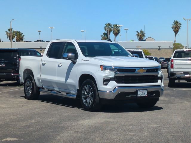 Used 2026 Chevrolet Silverado 1500 LT image 2