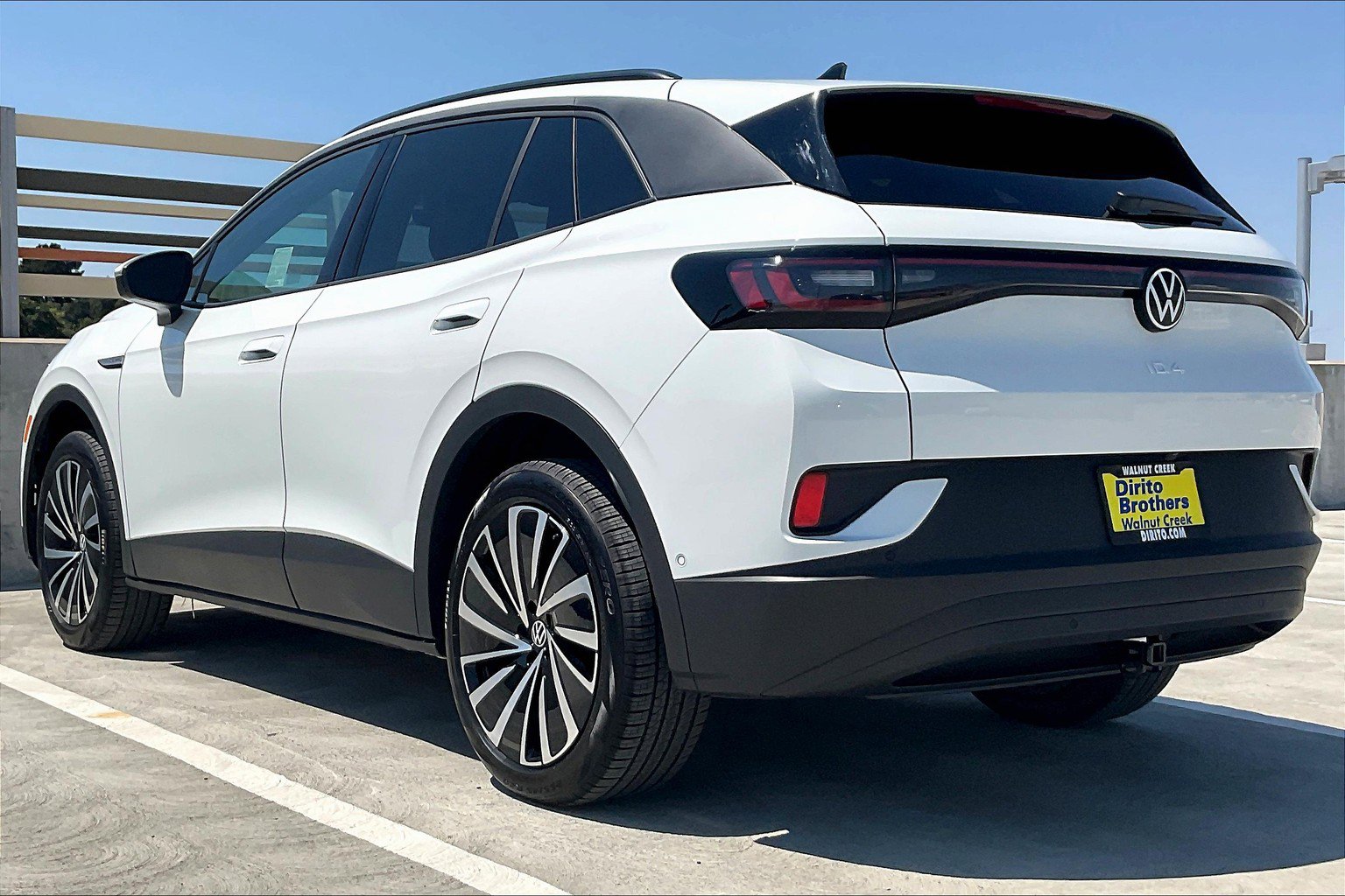 New 2025 Volkswagen ID.4 Pro AWD/4WD image 2