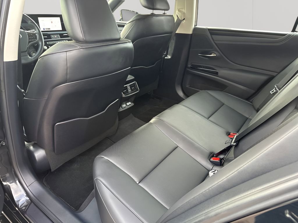 Used 2024 Lexus ES 350 w/ Premium Package image 20
