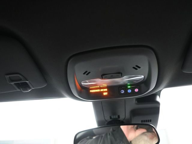 Used 2024 Chevrolet Trax RS image 12