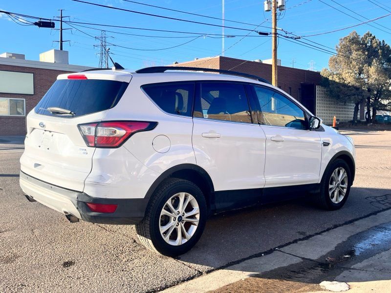 Used 2018 Ford Escape SEL w/ Ford Safe & Smart Package image 5