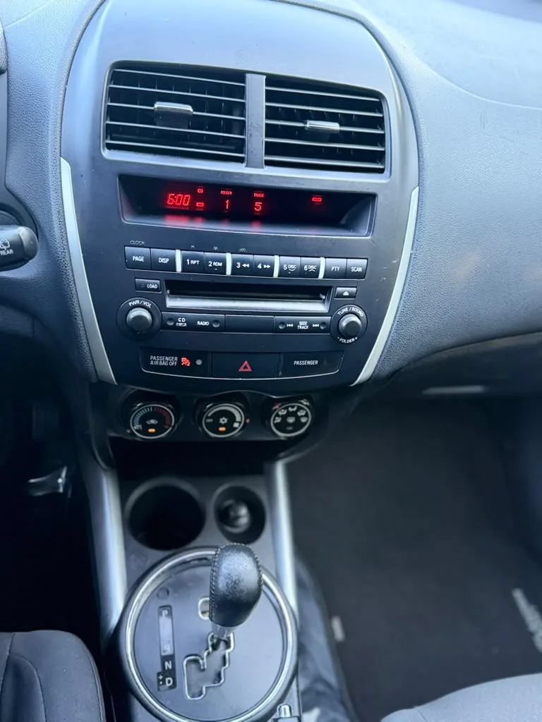 Used 2013 Mitsubishi Outlander Sport ES AWD/4WD image 16
