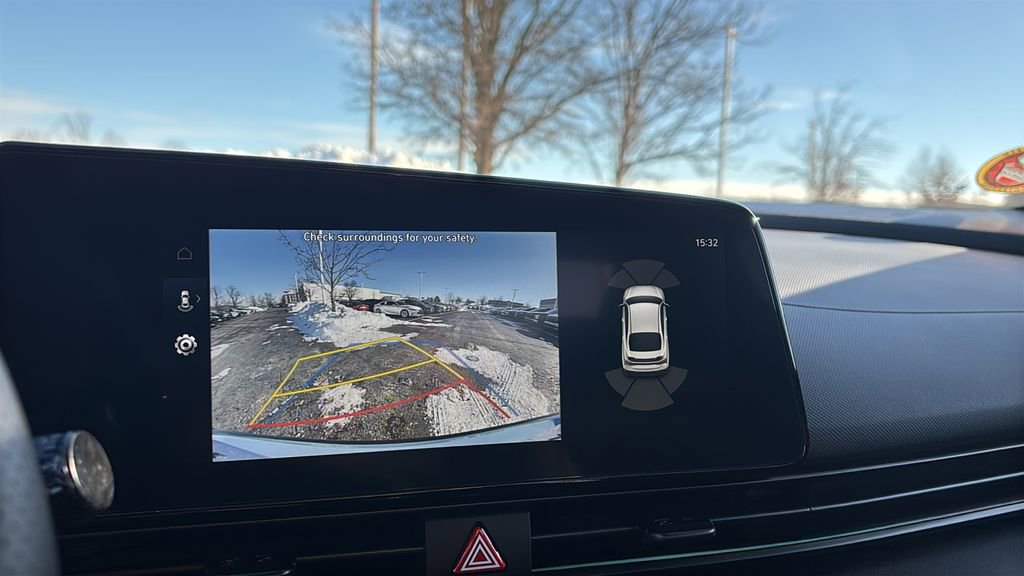 Used 2025 Hyundai Elantra N Base image 22