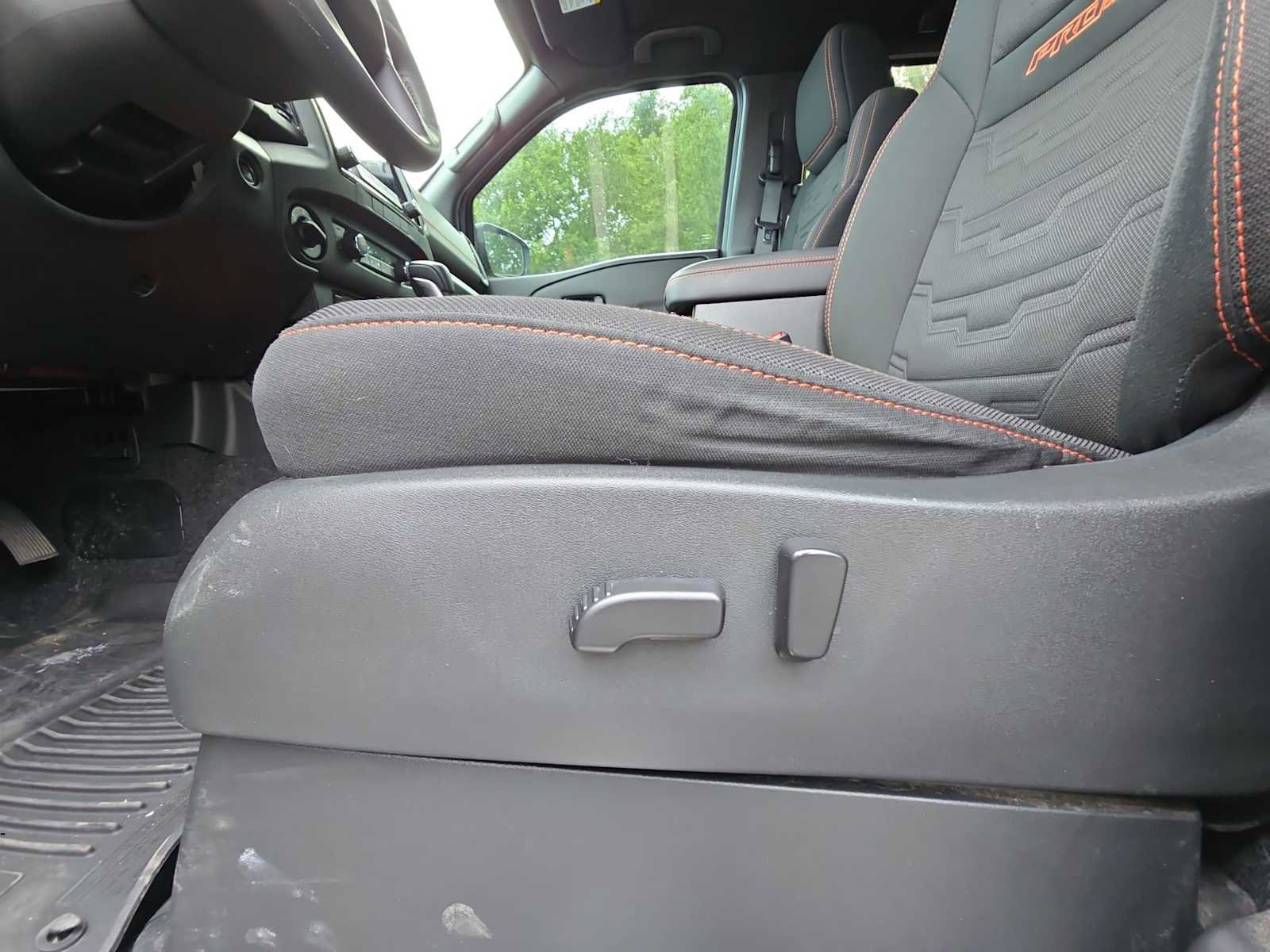 Used 2023 Nissan Frontier PRO-4X w/ Pro Convenience Package image 14