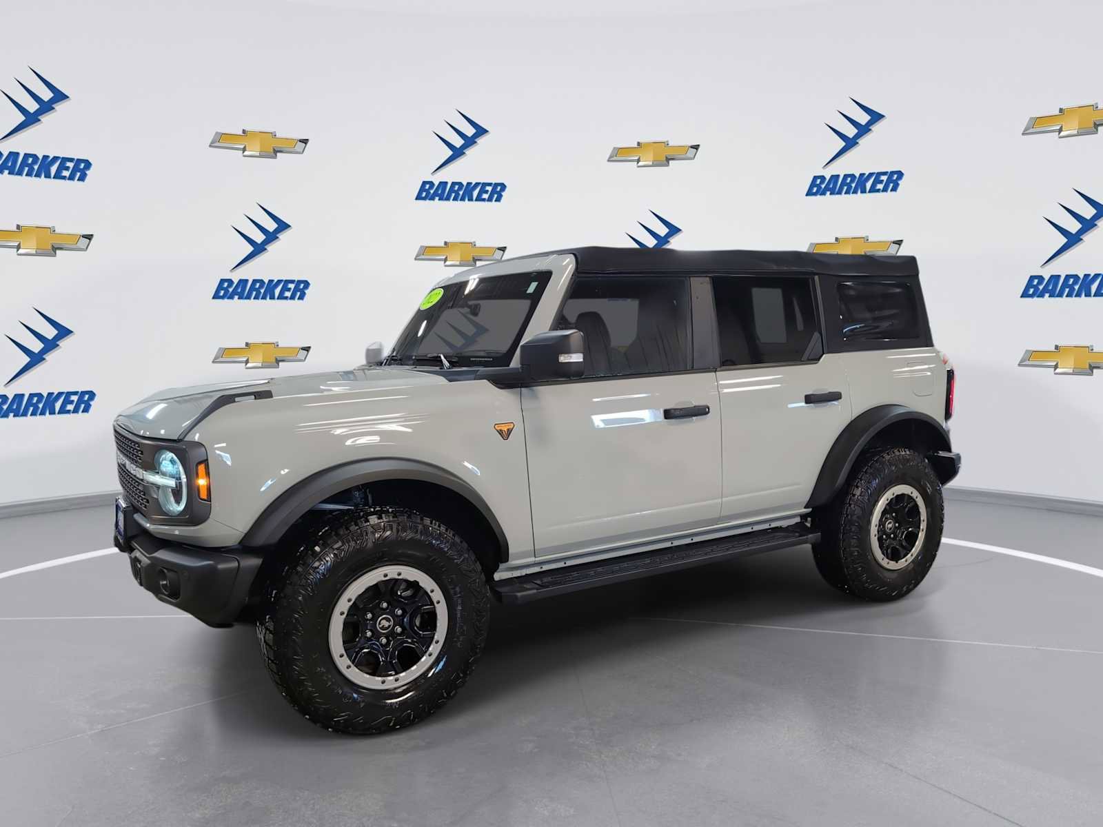 Used 2022 Ford Bronco Badlands w/ Sasquatch Package image 4
