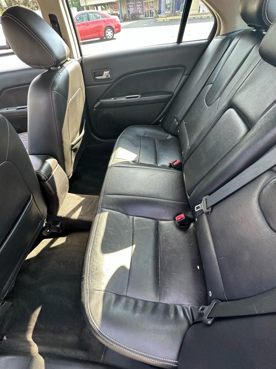 Used 2011 Ford Fusion SEL w/ 301A Rapid Spec Order Code image 17