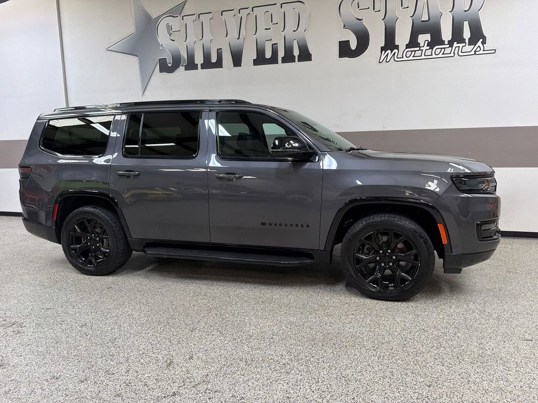 Used 2023 Jeep Wagoneer Series II RWD image 36