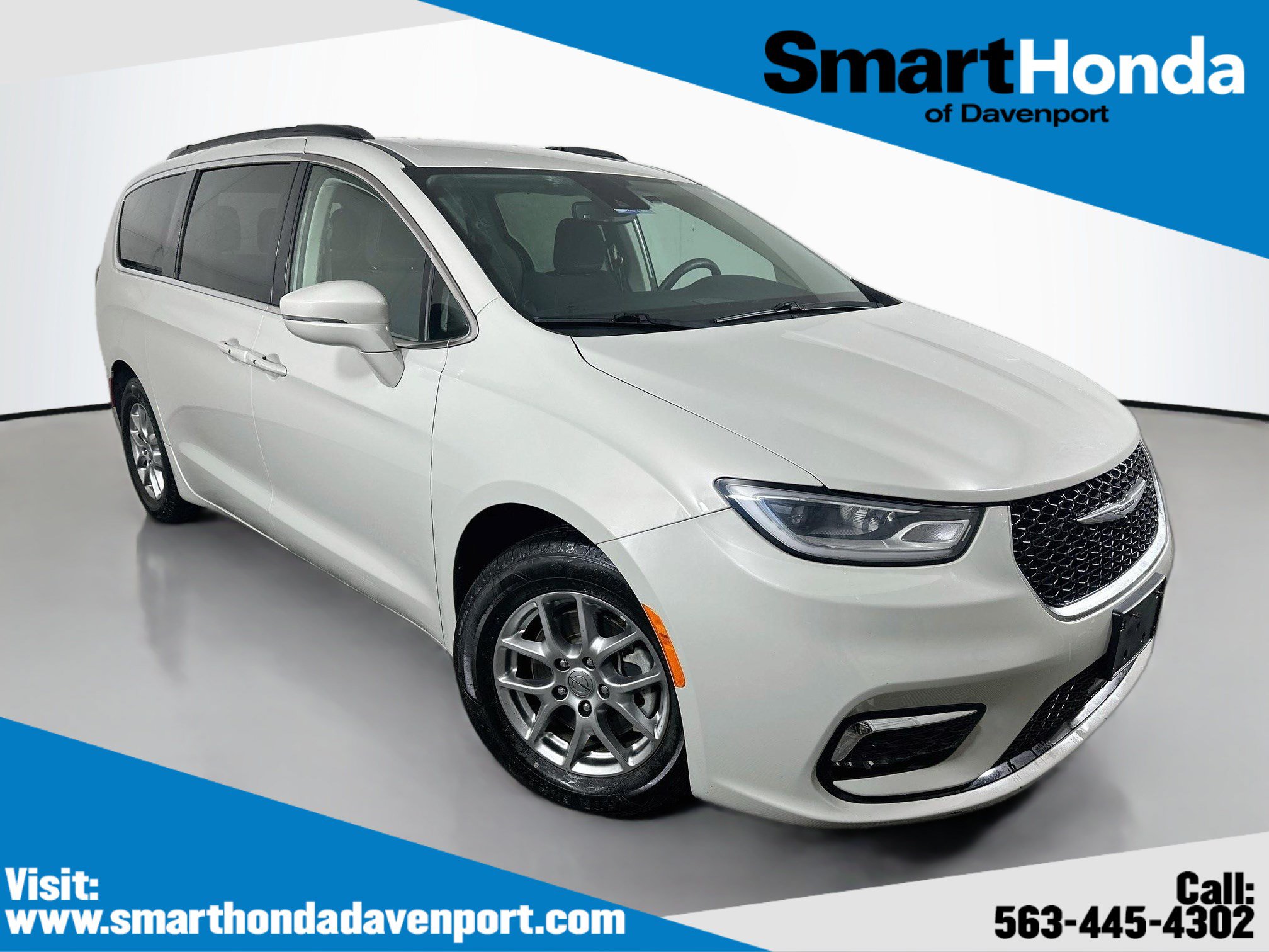 Used 2021 Chrysler Pacifica Touring