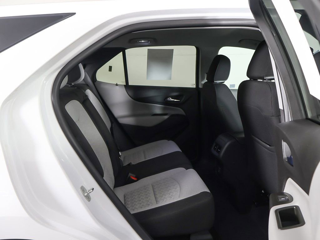 Used 2024 Chevrolet Equinox LT image 30