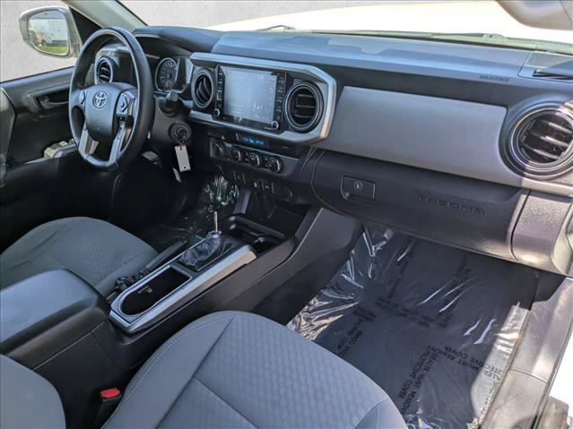 Used 2021 Toyota Tacoma SR5 AWD/4WD image 19