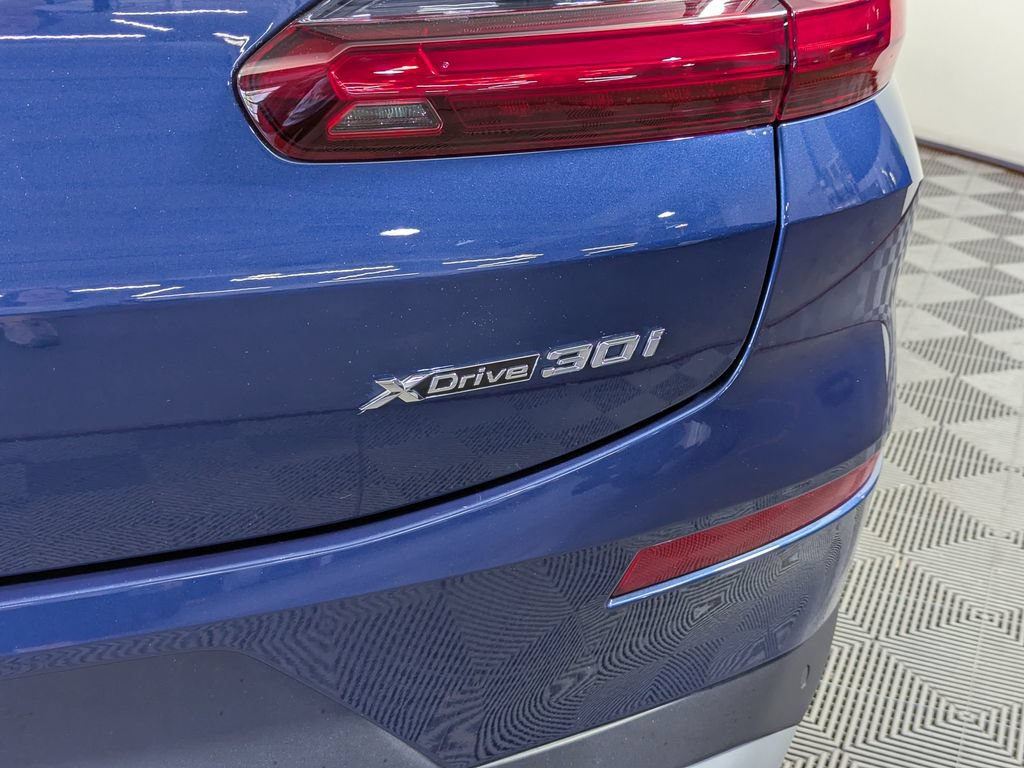 Used 2025 BMW X4 xDrive30i AWD/4WD image 14