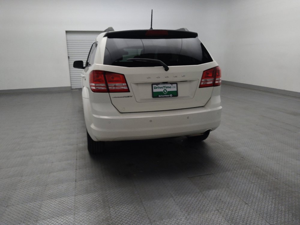 Used 2020 Dodge Journey SE w/ Blacktop Package FWD image 6