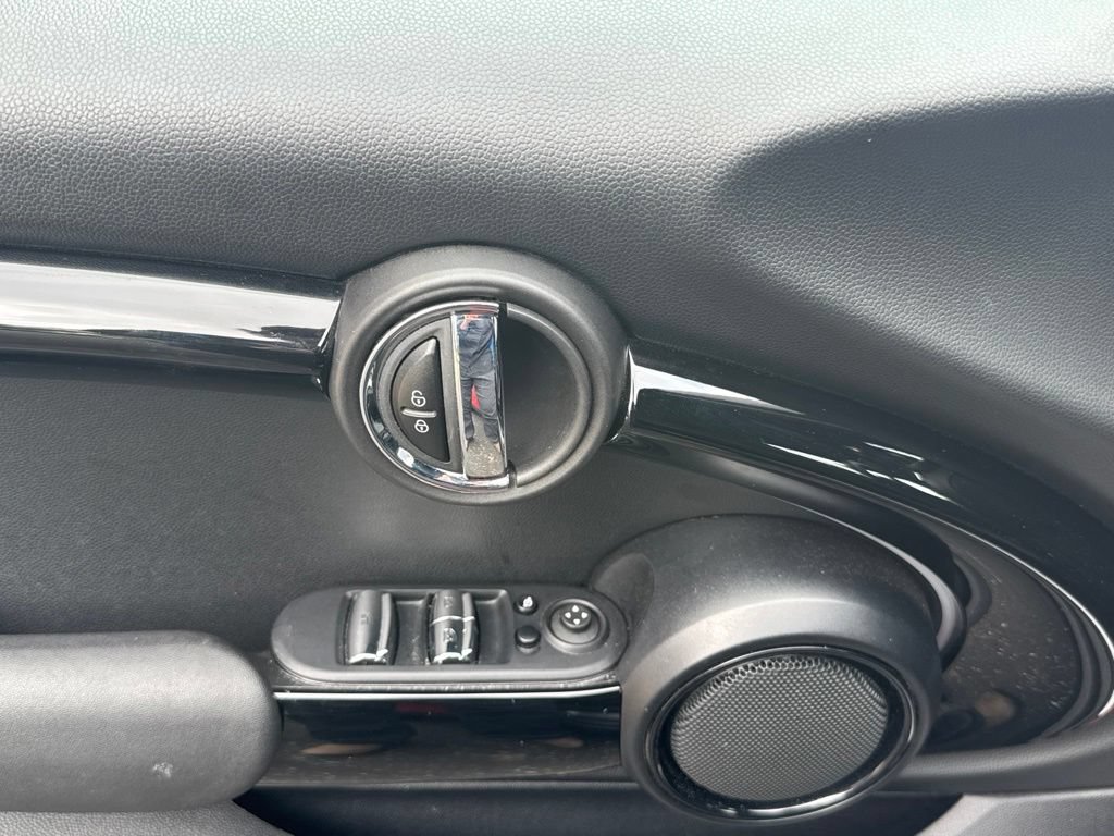 Used 2024 MINI Cooper S FWD image 29