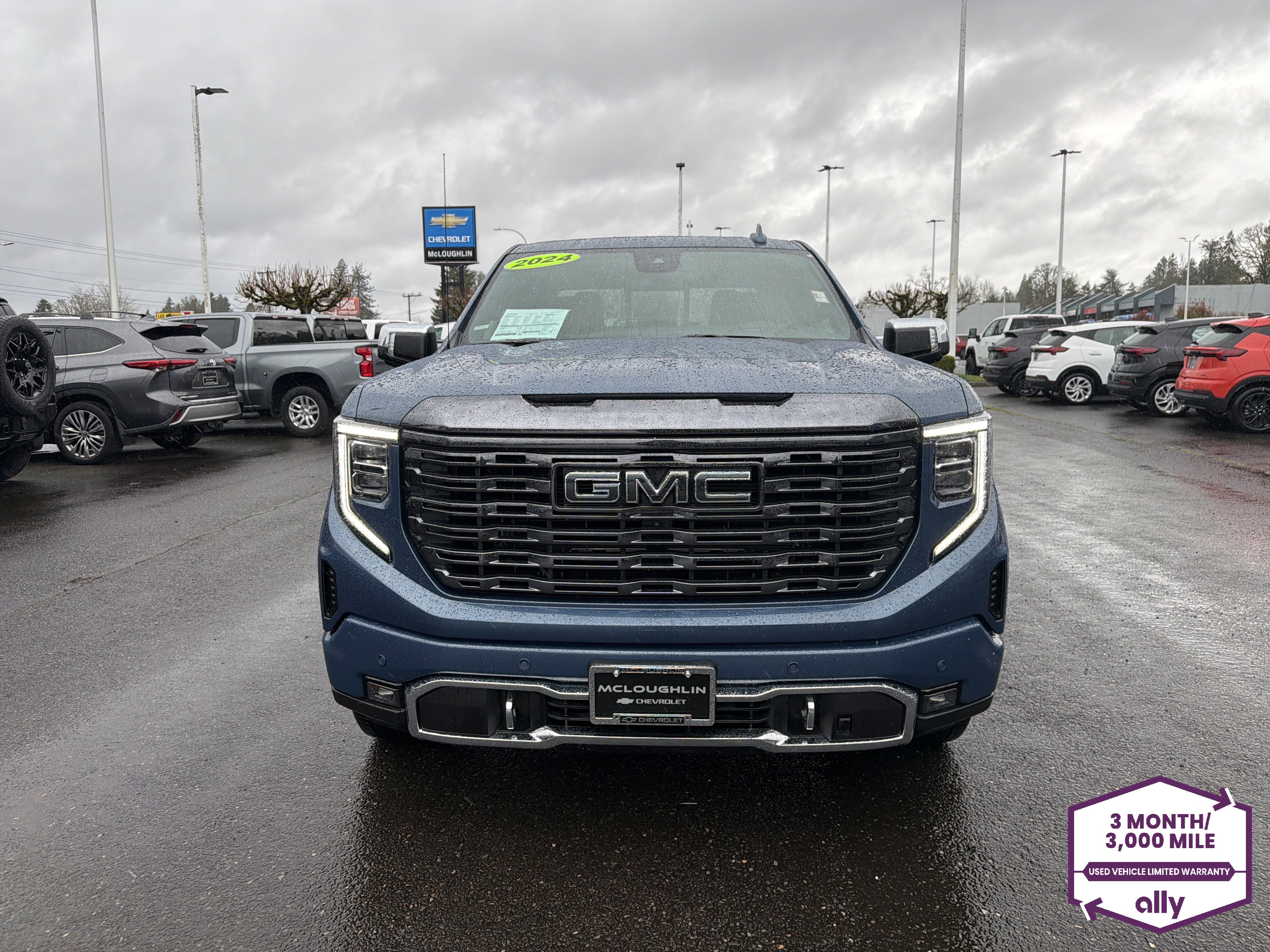 Used 2024 GMC Sierra 1500 Denali Ultimate image 8