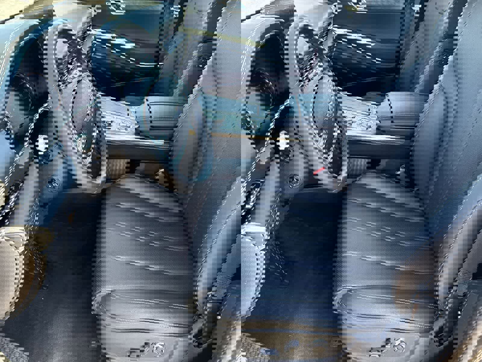 Used 2024 Genesis GV80 2.5T AWD/4WD image 17