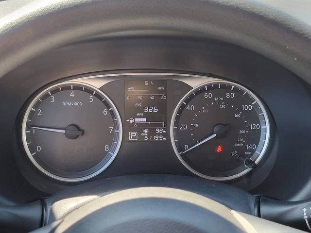 Used 2019 Nissan Kicks S image 12