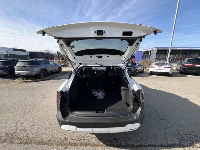 New 2026 Nissan Kicks SR w/ Cold Weather Package AWD/4WD image 22