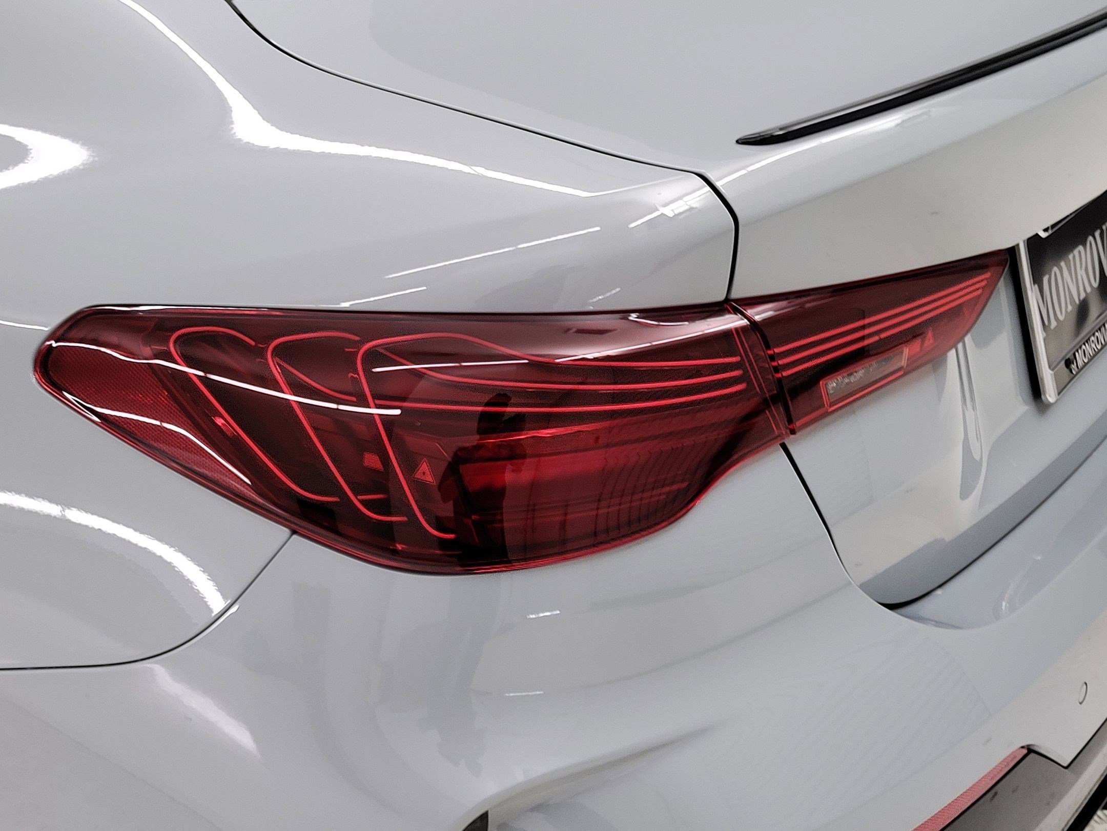 Used 2026 BMW M440i Coupe w/ Premium Package image 8