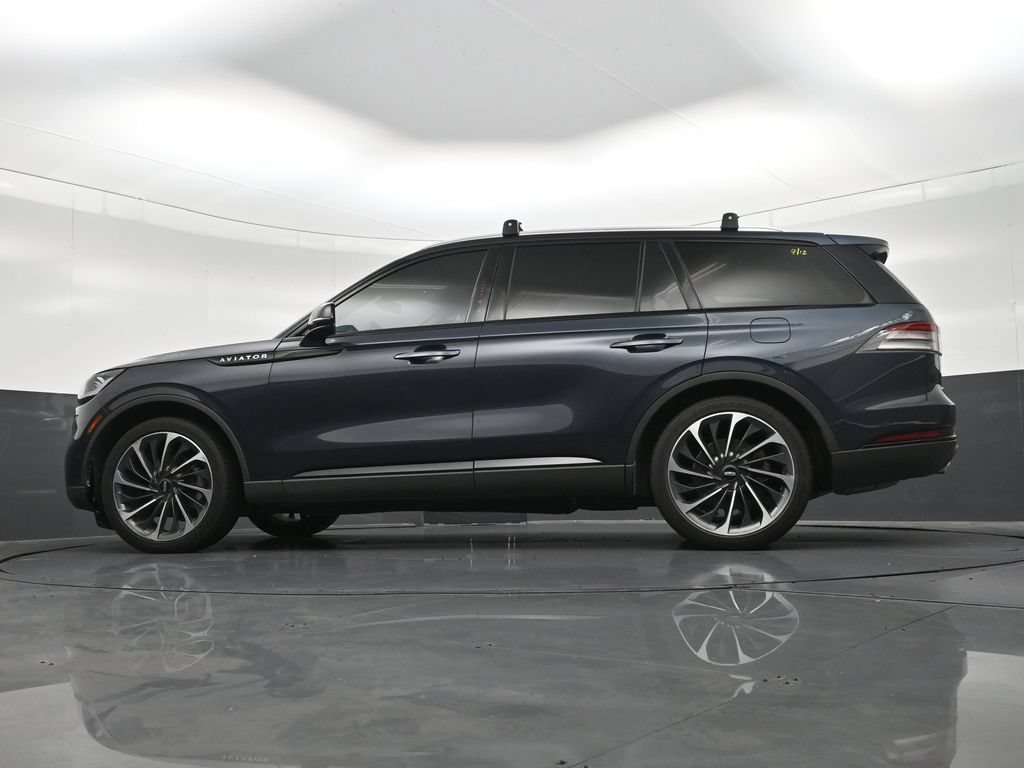 Used 2024 Lincoln Aviator Reserve w/ Equipment Group 201A RWD image 25