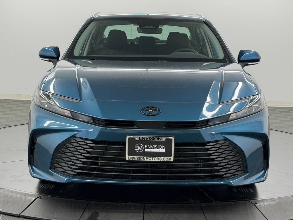 Used 2026 Toyota Camry LE w/ Convenience Package FWD image 5