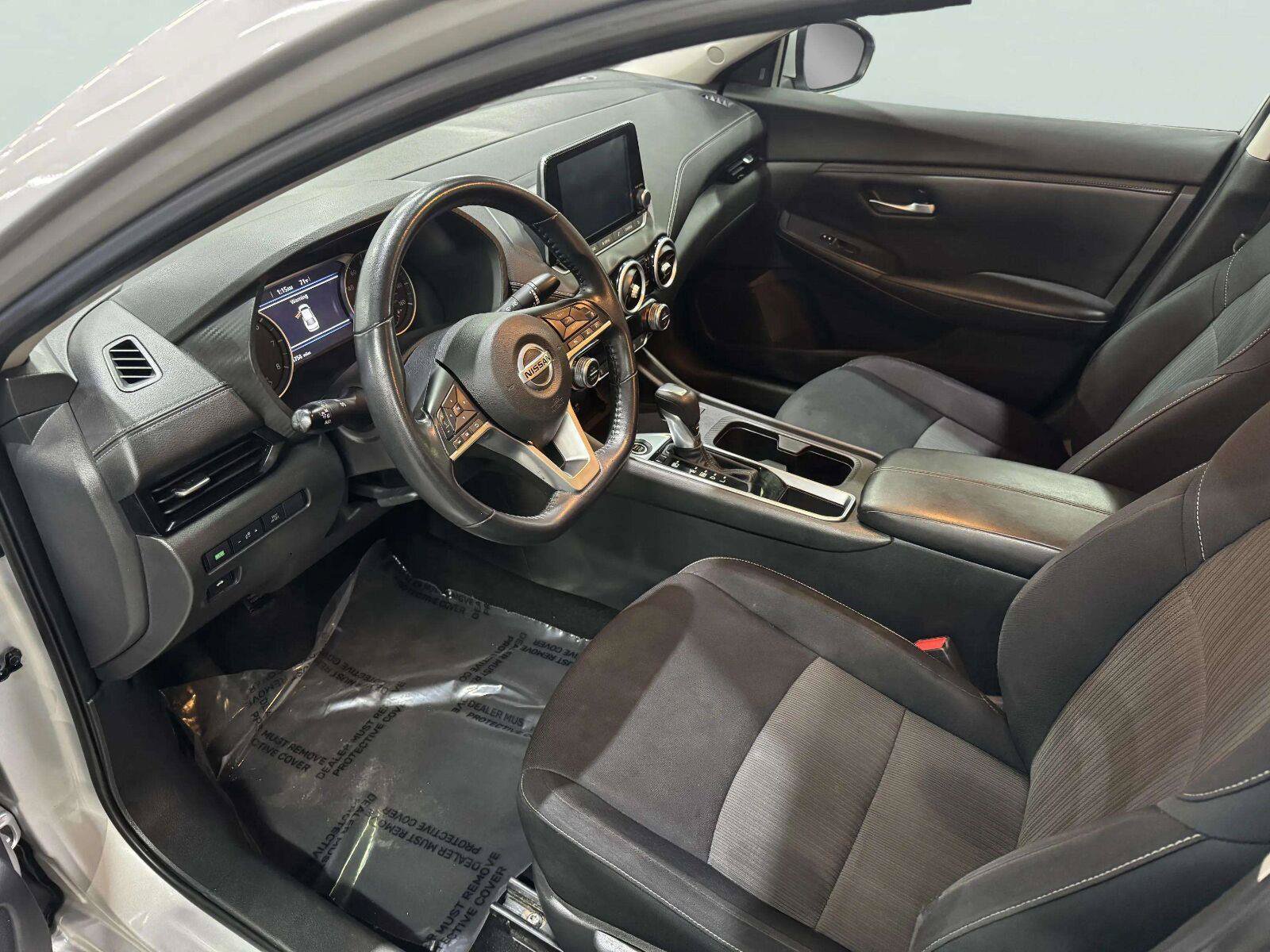 Used 2021 Nissan Sentra SV FWD image 14