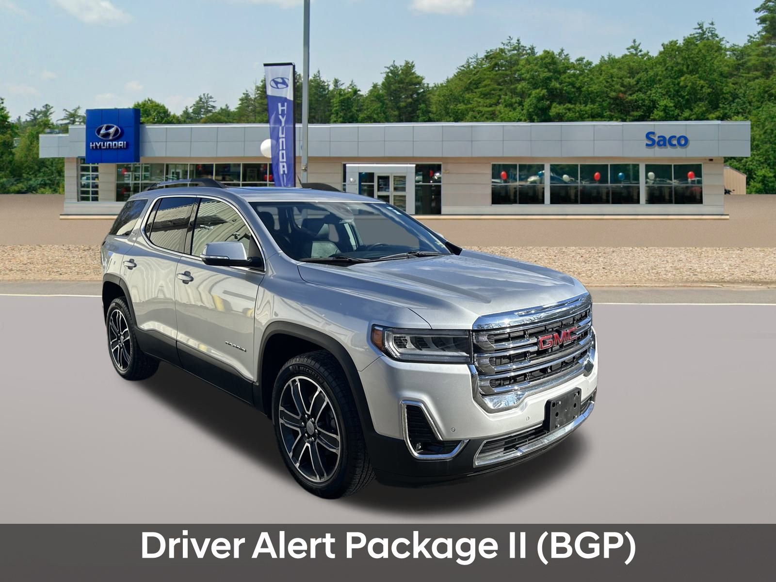 Used 2020 GMC Acadia SLT w/ Driver Alert Package II image 5