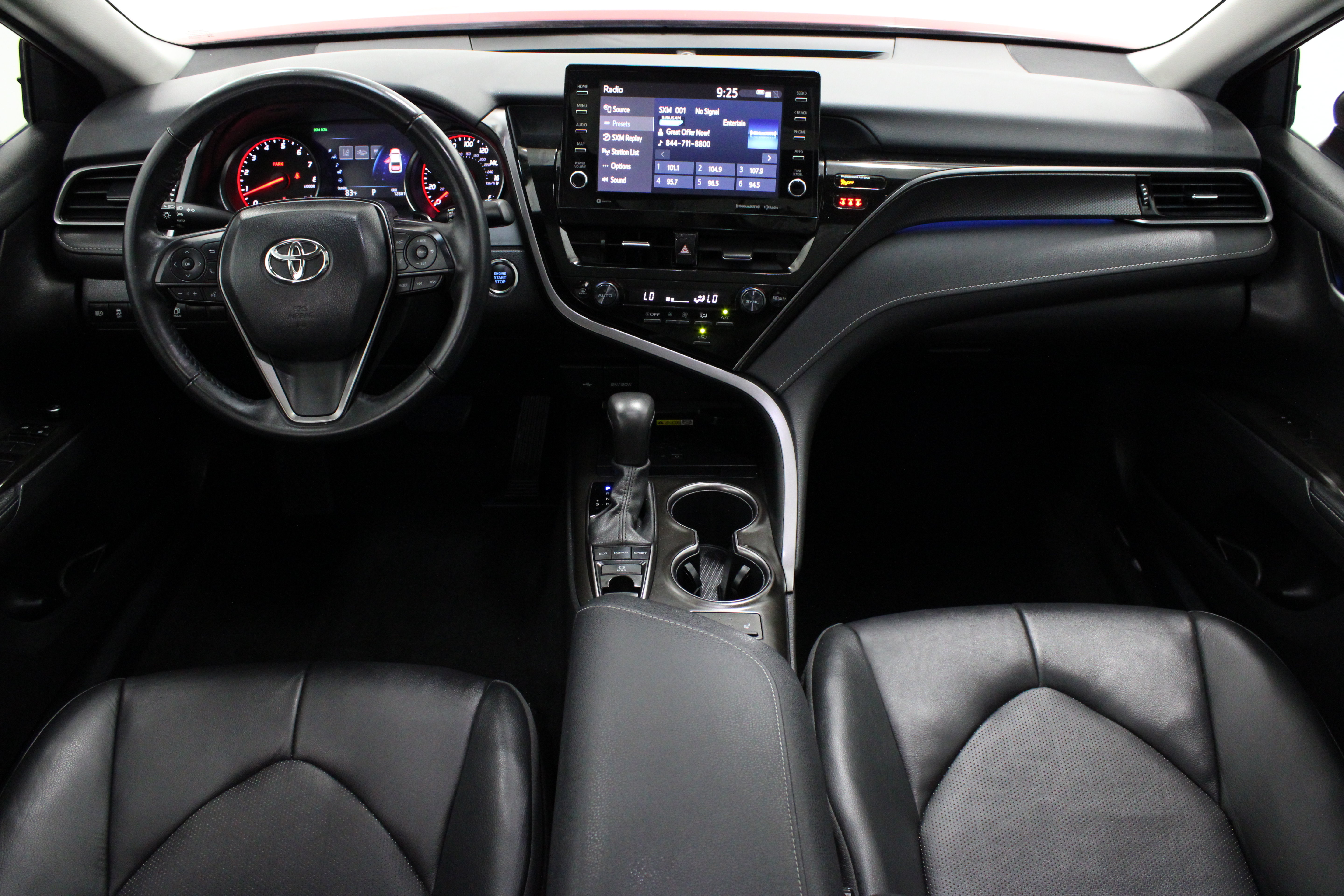 Used 2024 Toyota Camry XSE FWD image 31