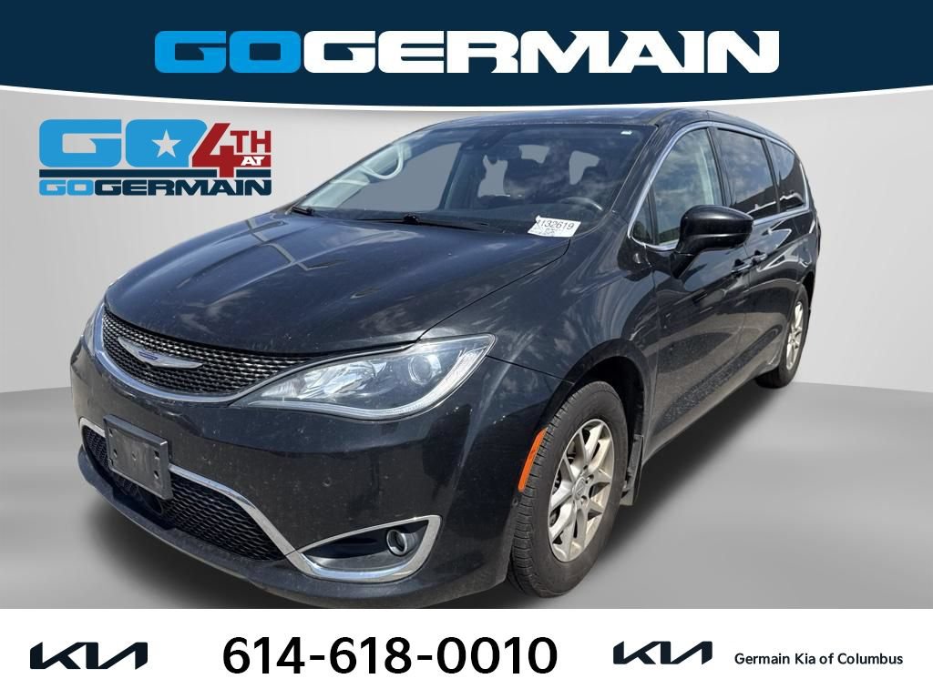 Used 2020 Chrysler Pacifica Touring w/ Advanced Safetytec Group
