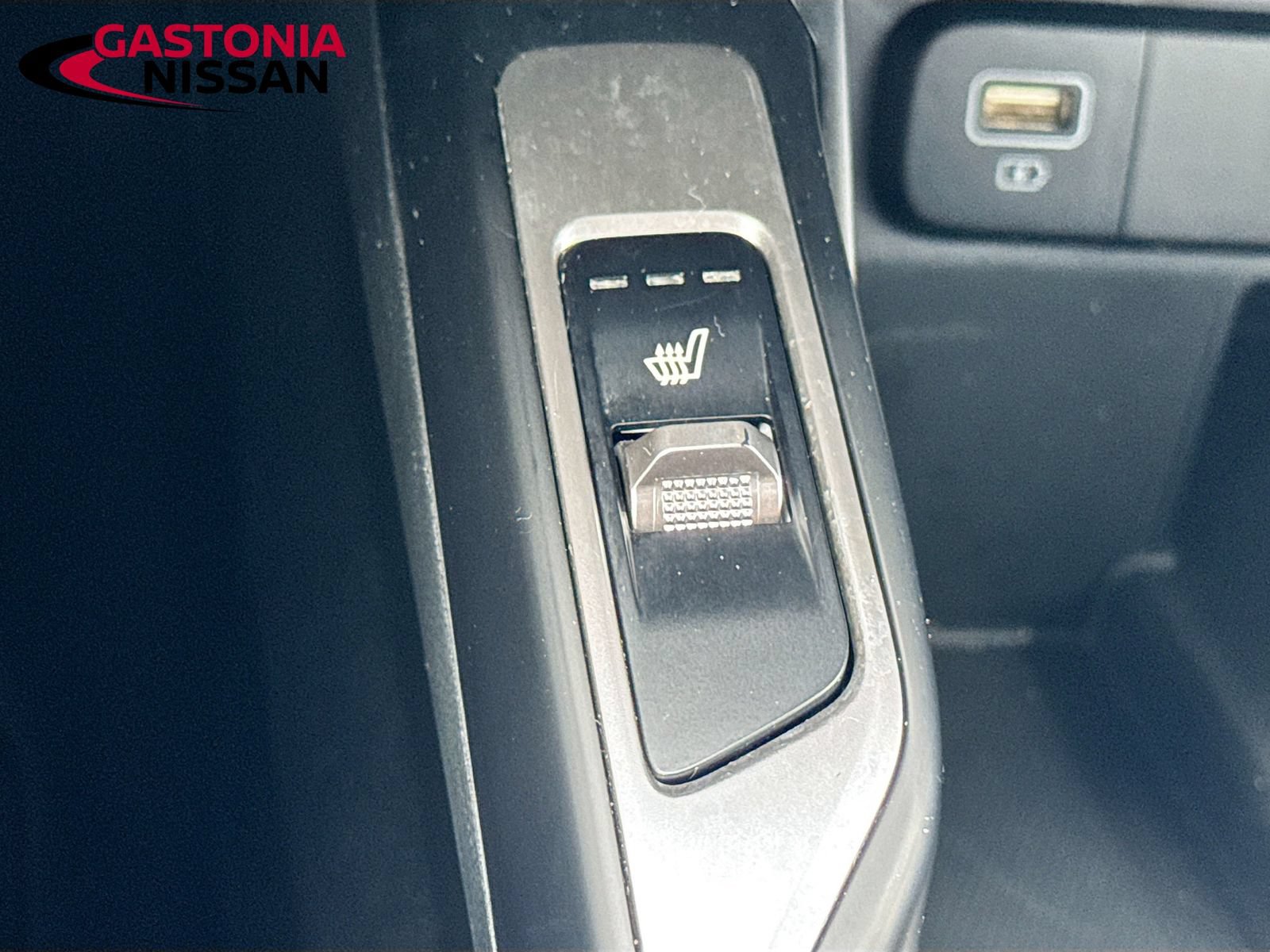 Used 2022 Kia Sorento S FWD image 27