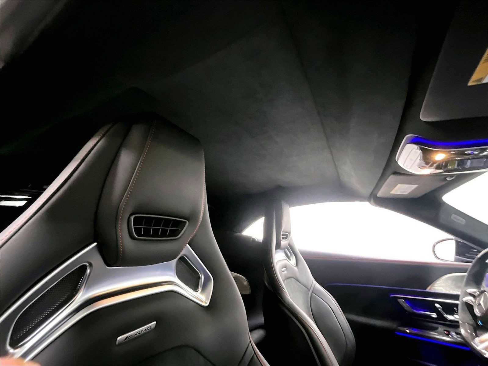 Used 2024 Mercedes-Benz SL 63 AMG 4MATIC image 25