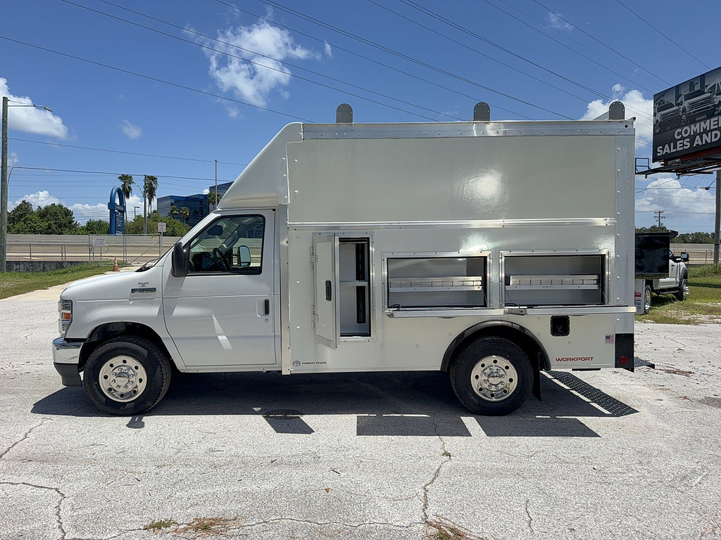 New 2026 Ford E-350 and Econoline 350 Super Duty w/ Power Equipment Group RWD image 13