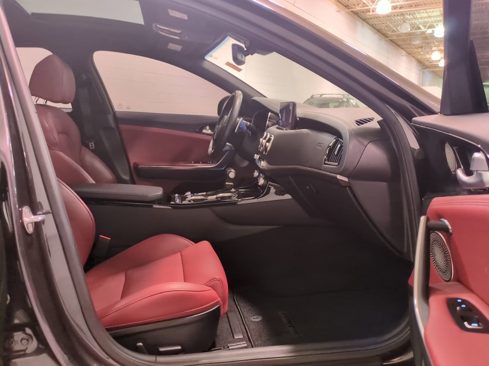 Certified 2022 Kia Stinger GT-Line w/ Sun & Sound Package image 10