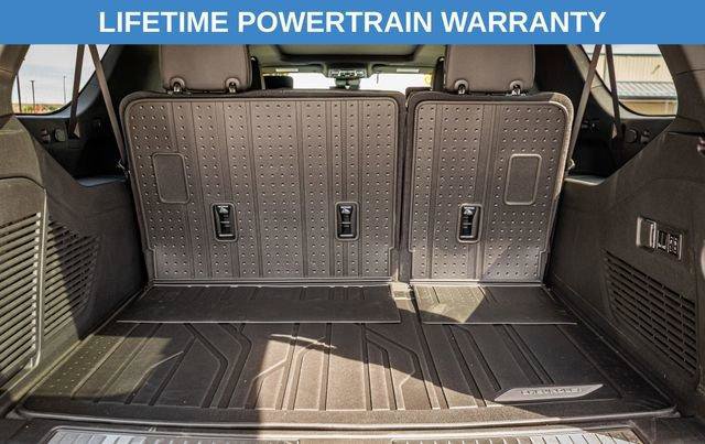New 2026 Chevrolet Suburban Z71 w/ Z71 Off-Road Package AWD/4WD image 24