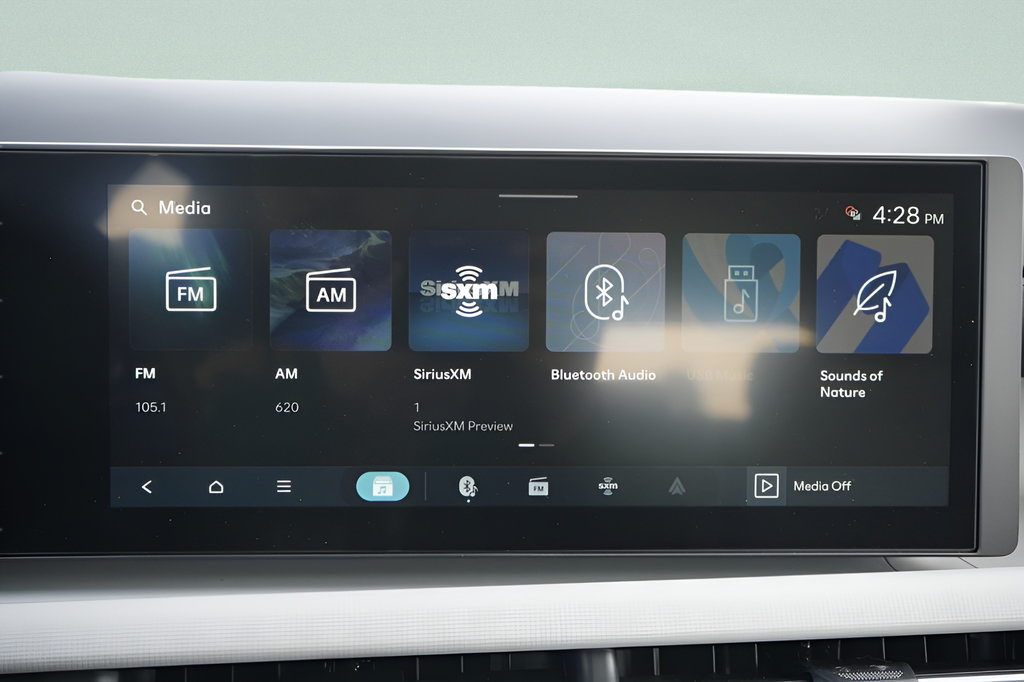 Certified 2026 Hyundai Tucson SE FWD image 33