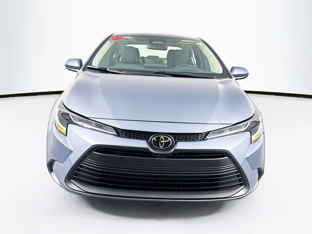 New 2026 Toyota Corolla LE FWD image 2