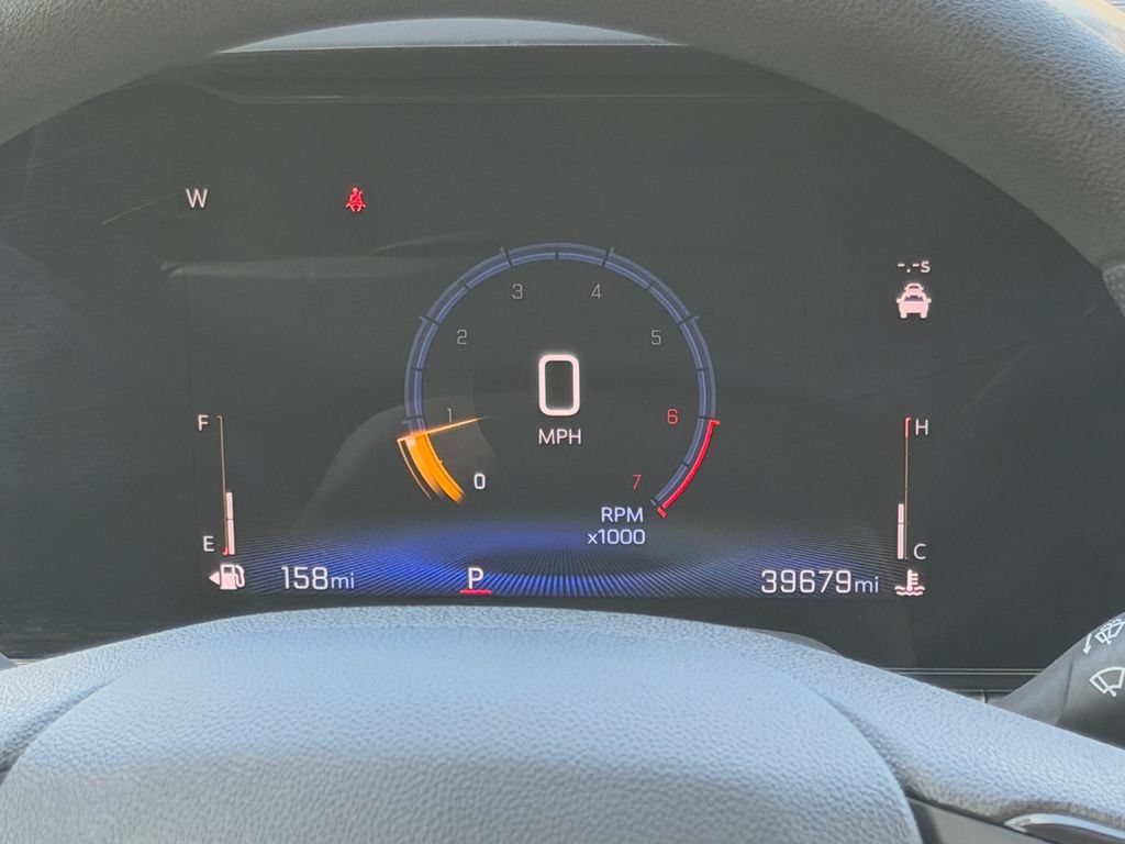 Used 2025 Chevrolet Trax LT FWD image 14