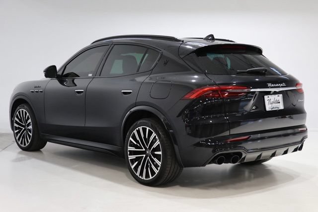 Used 2023 Maserati Grecale Modena AWD/4WD image 5