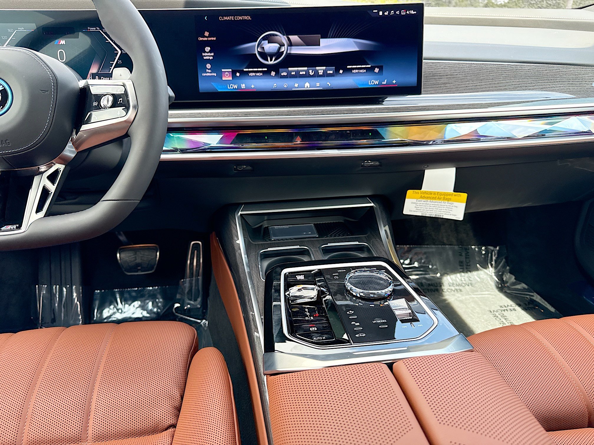 New 2026 BMW 750e xDrive AWD/4WD image 19